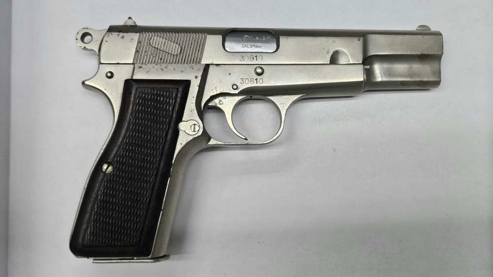 Belgian FN Browning Hi-Power 9mm   NO RESERVE...Penny Auction-img-0