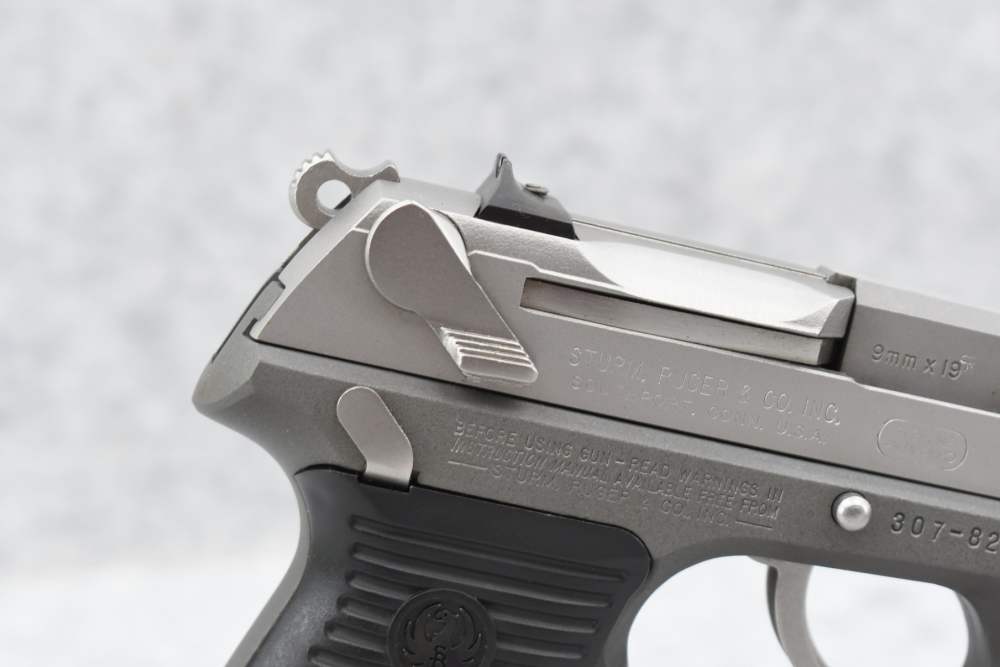 Ruger P89 9mm Two-Tone Stainless 4.25" 2 Mags Hard Case Like New-img-3