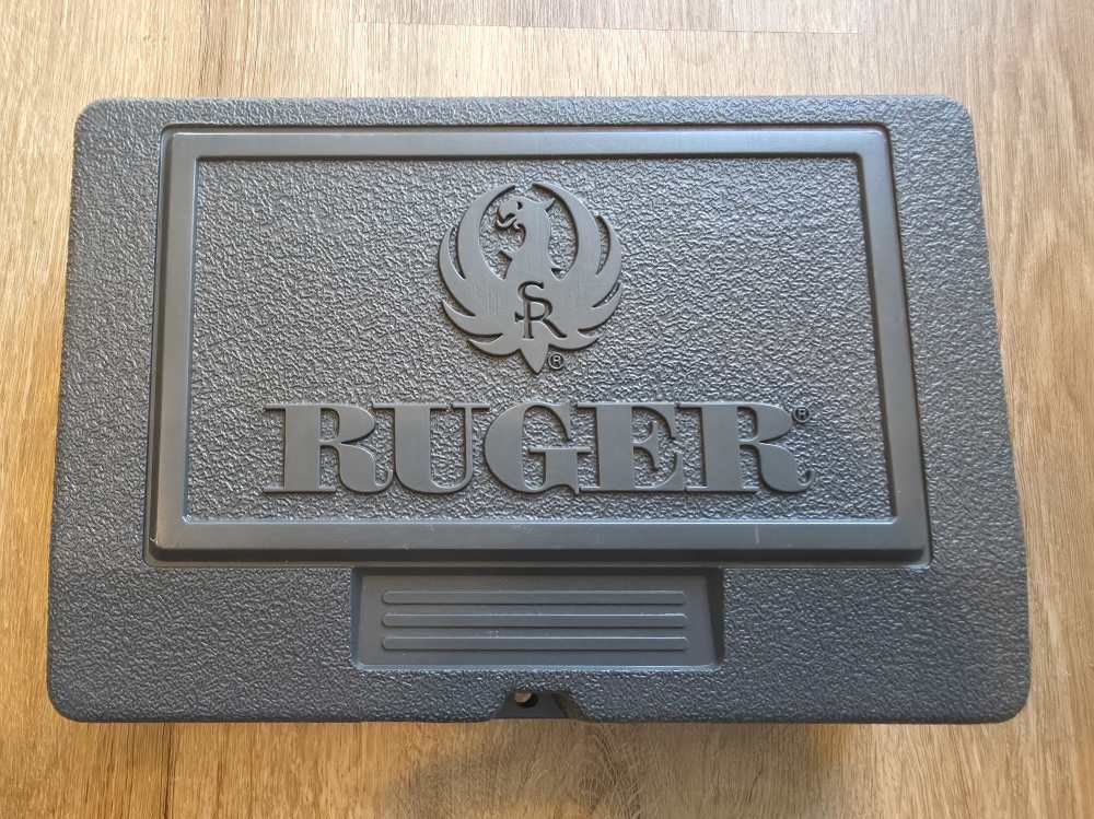Ruger P89 9mm Two-Tone Stainless 4.25" 2 Mags Hard Case Like New-img-21