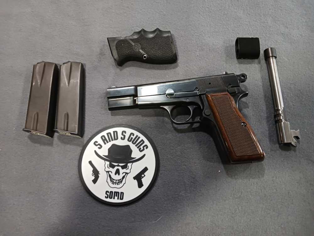 1969 BELGIUM BROWNING HI-POWER 9MM C-SERIES EXTRA THEADED BARREL USED-img-1