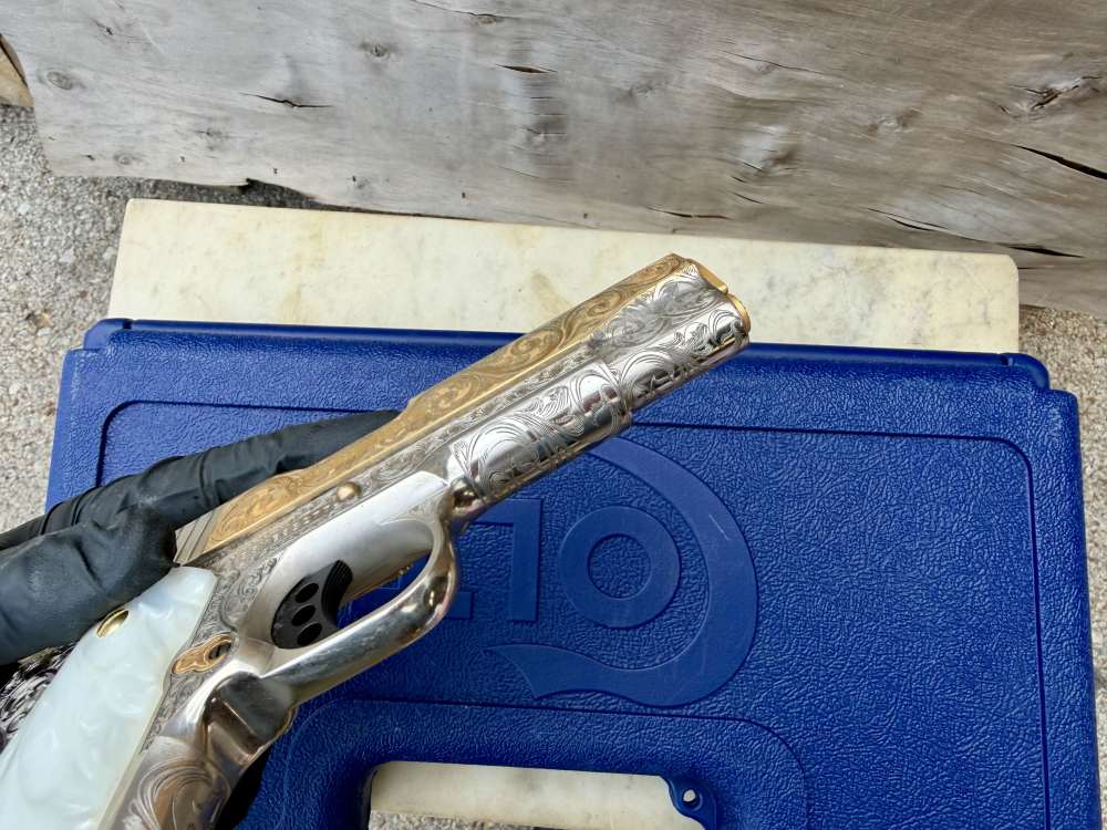 Colt Combat Commander 24k Gold & Nickel ENGRAVED-img-16