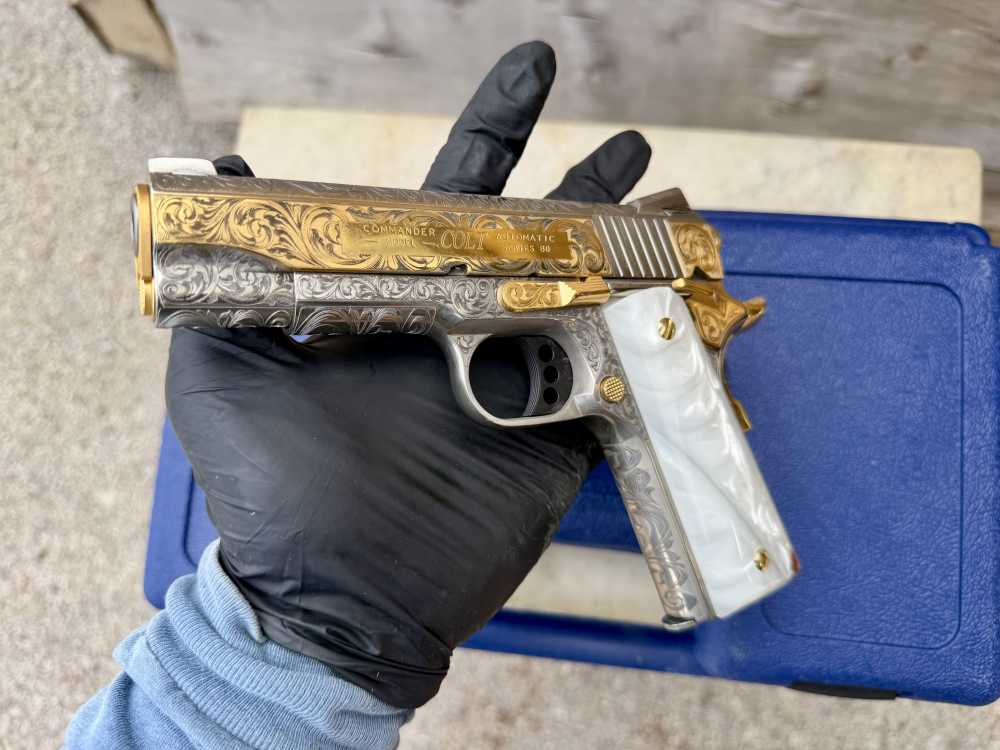 Colt Combat Commander 24k Gold & Nickel ENGRAVED-img-23
