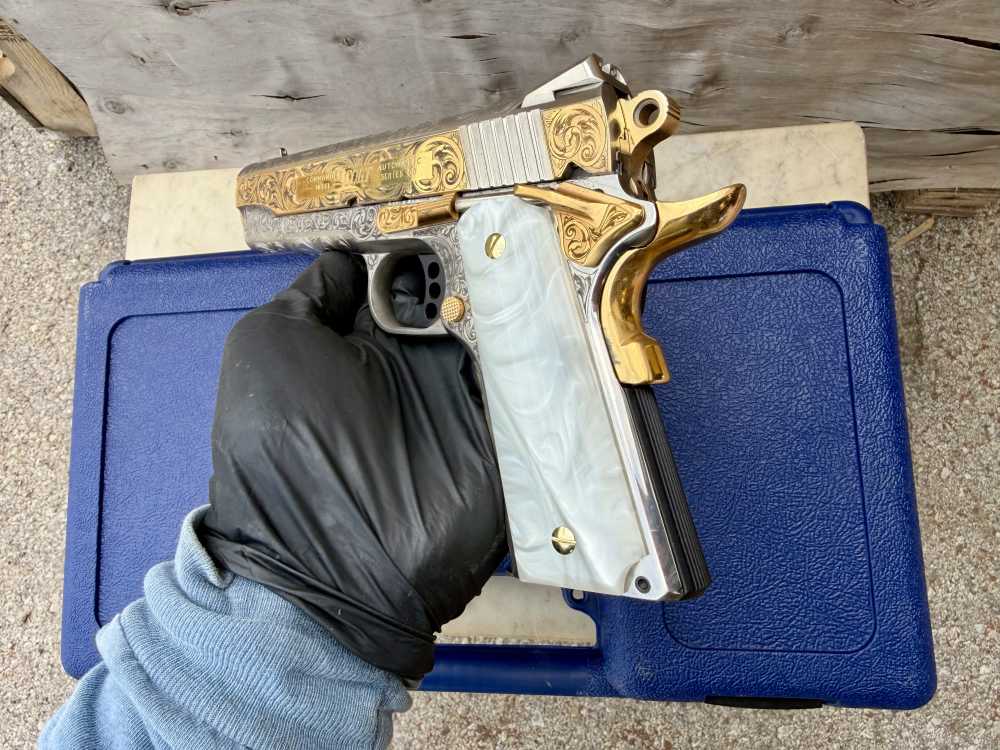 Colt Combat Commander 24k Gold & Nickel ENGRAVED-img-22