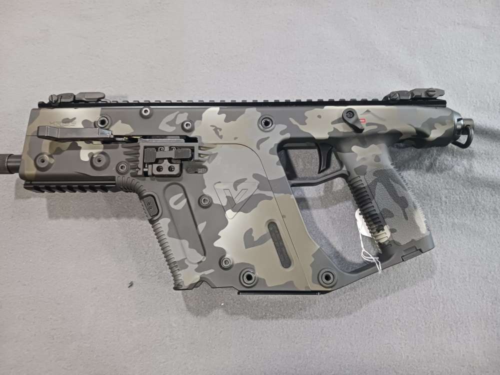 PRE-OWNED UNFIRED KRISS VECTOR 9MM 1-40RD MAG MULTICAM BLACK PISTOL-img-2