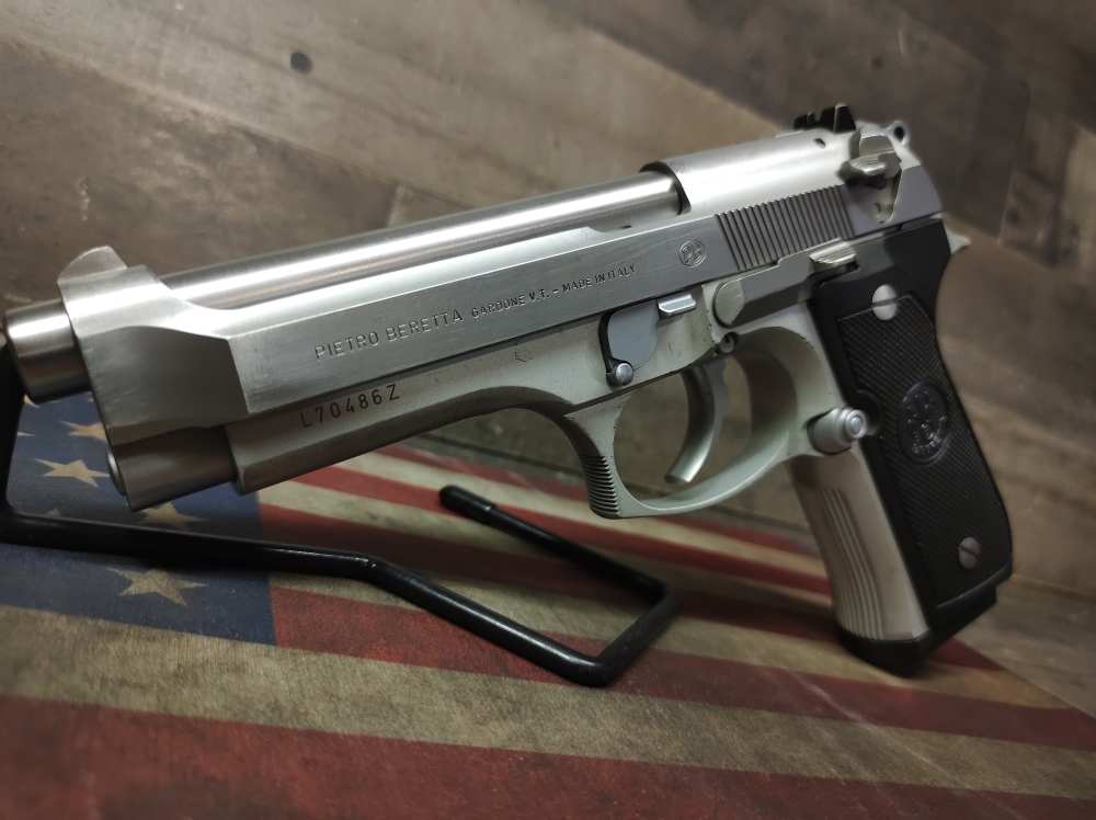 LOOK! GREAT COND. BERETTA 92-FS Stainless 9mm w/Mag 15+1 Mfg1994 PENNY! NR-img-1