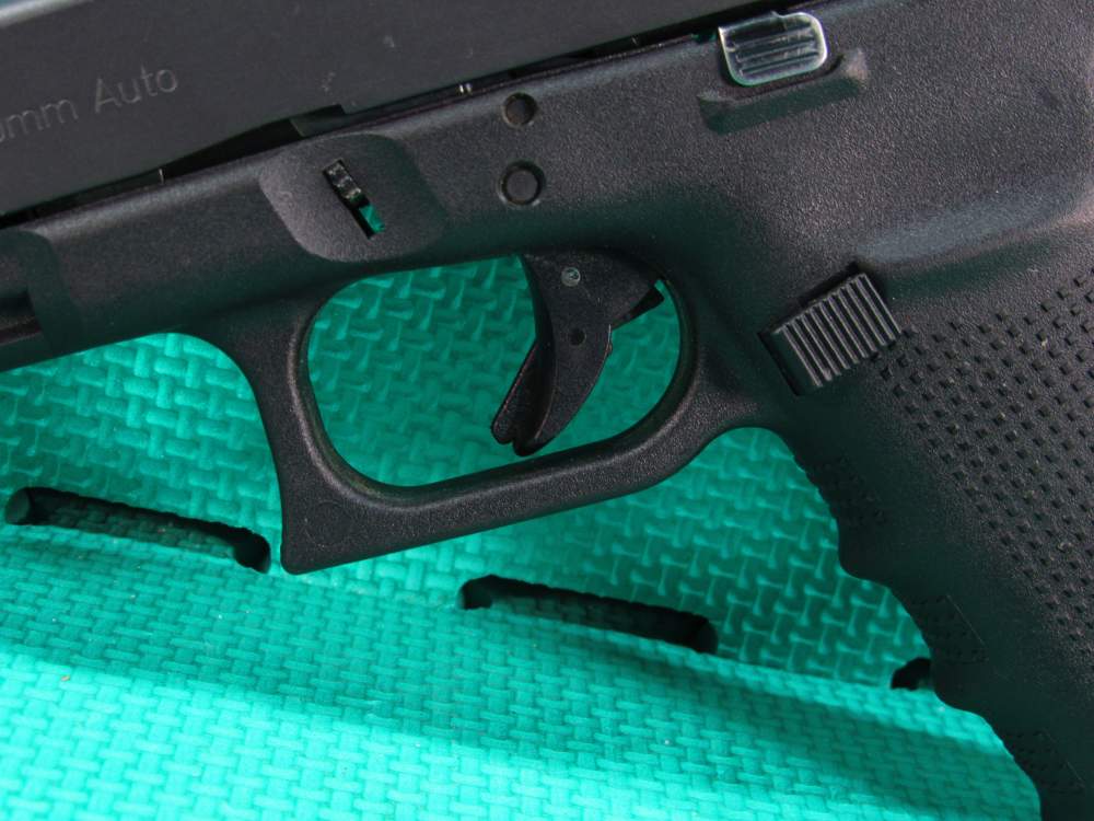 Glock Model 40 Gen 4 Blued 10mm Long Slide 1 Mag & VISM Flip Up Red Dot  -img-13