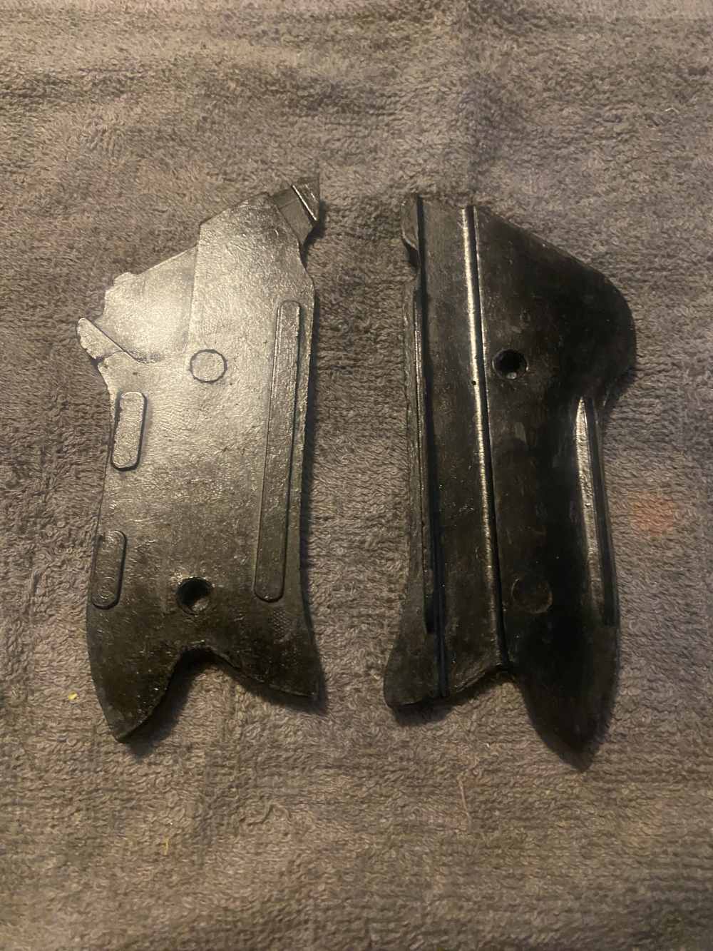 Luger P08 grips BLACK WIDOW Bakelite -img-1
