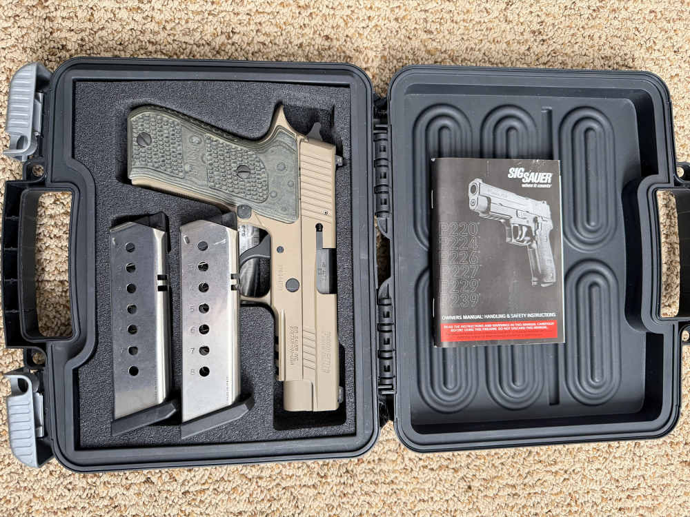 Sig Sauer P220 Elite Scorpion 45 ACP-img-0