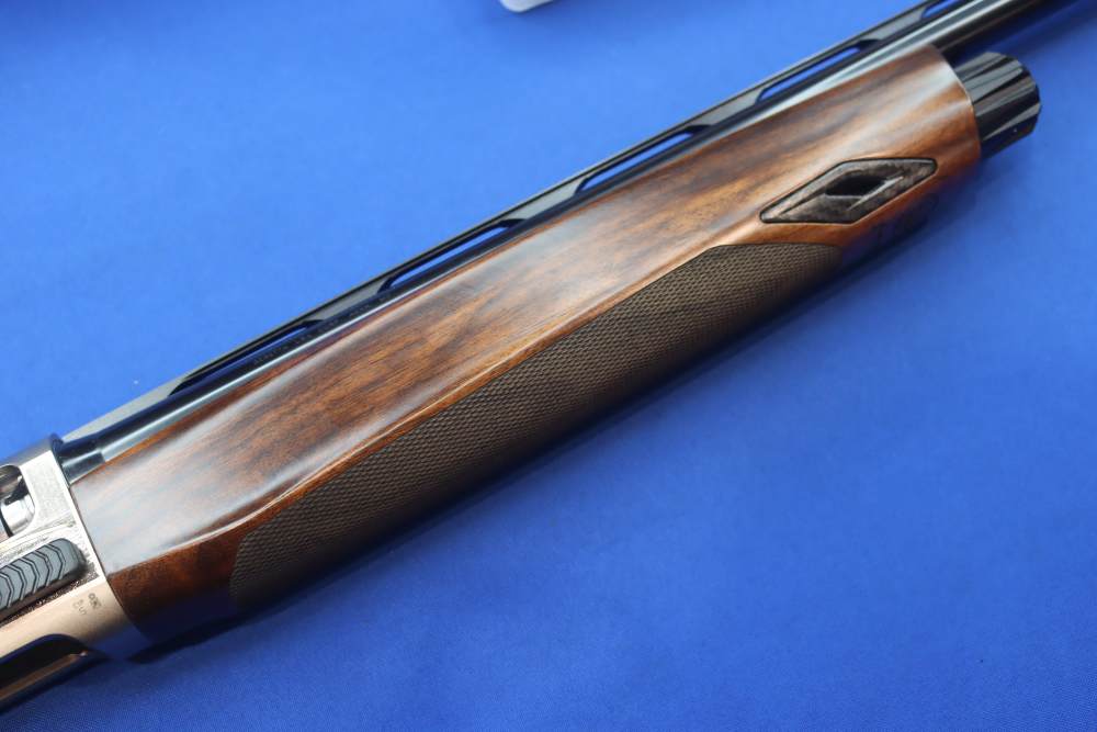 Beretta A400 Solo Shotgun 500 Years 12GA 28" Special Edition ENGRAVED SA 12-img-69