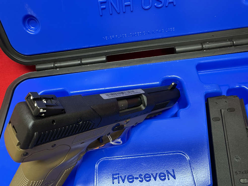 FN 3868929356 Five-seveN 5.7x28mm 4.80" 20+1 -img-3