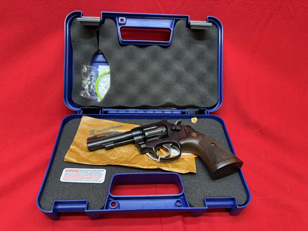 Smith & Wesson model 48-7 6 shot revolver  NEW!-img-0