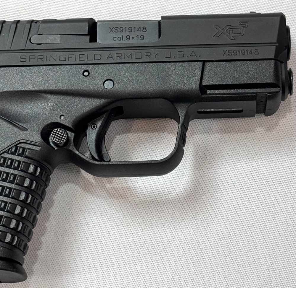 Springfield XD-S 3.3 Pistol, Barely Used, 9mm, 7 Mags, Holster, Mag Pouch-img-7