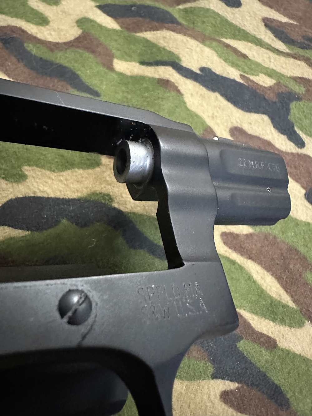 Smith & Wesson 351C .22 WMR 2” Airlite, Speed Loaders, Excellent!-img-10
