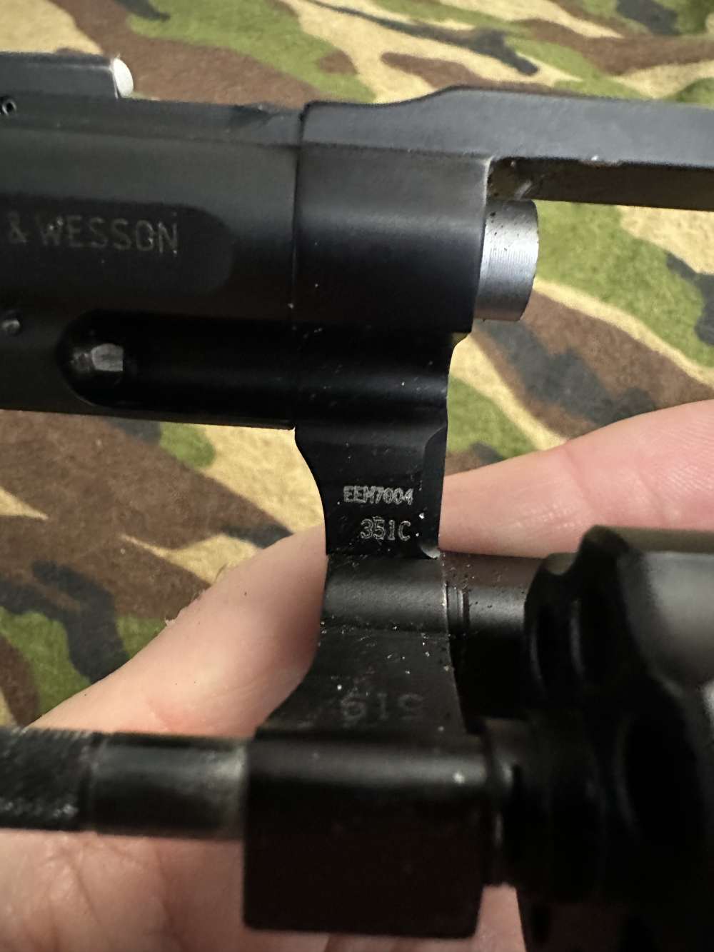 Smith & Wesson 351C .22 WMR 2” Airlite, Speed Loaders, Excellent!-img-12