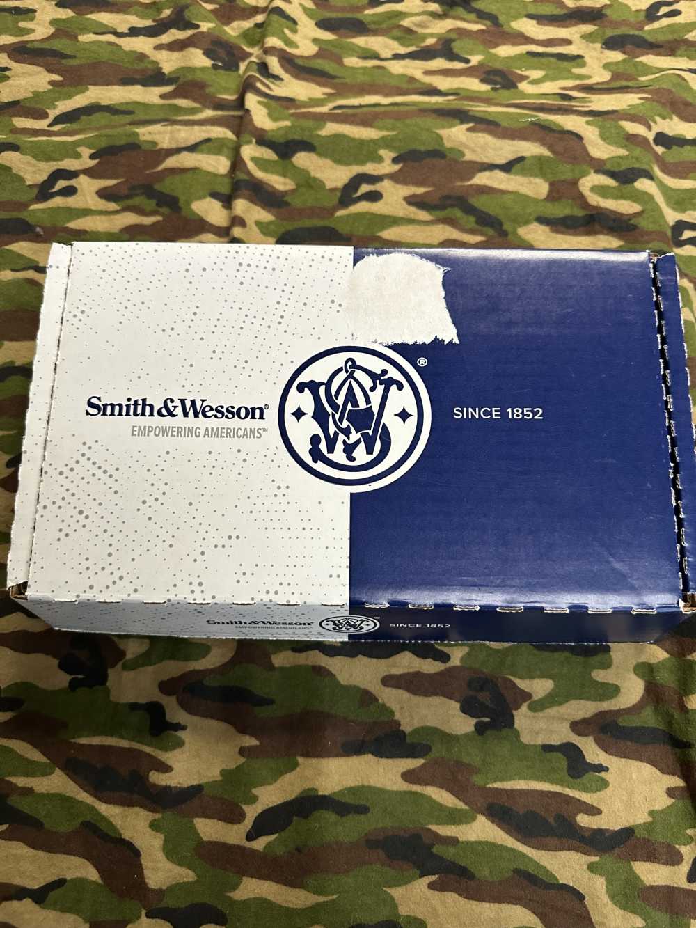 Smith & Wesson 351C .22 WMR 2” Airlite, Speed Loaders, Excellent!-img-13