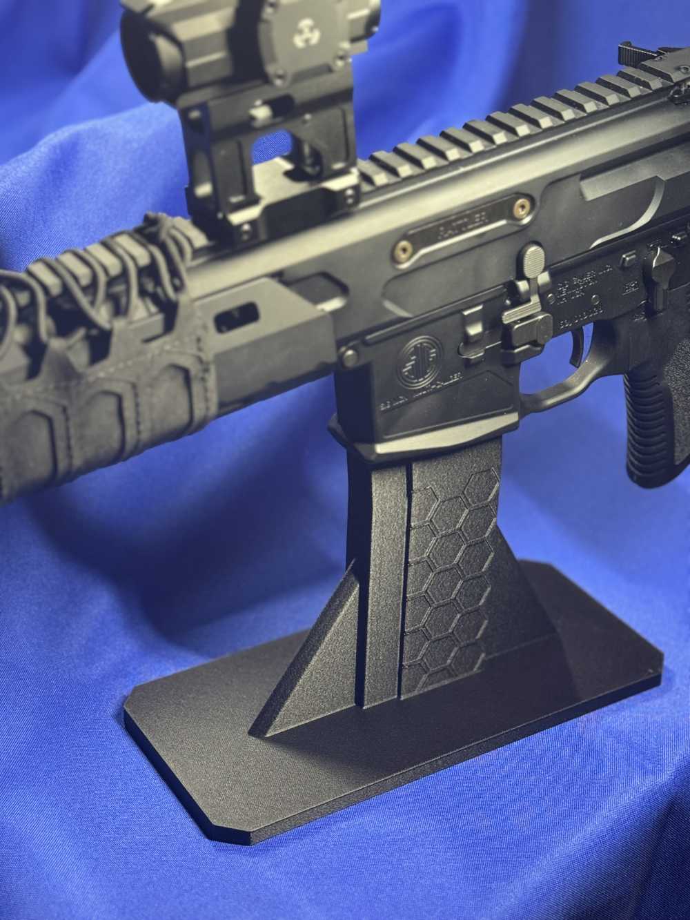 Premium AR 15 Display Stand | Made in USA | Carbon Fiber Composite-img-1