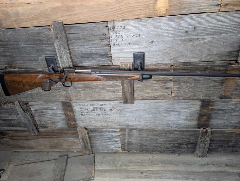 Remington 700 CDL 300 Win Mag R27049-img-0