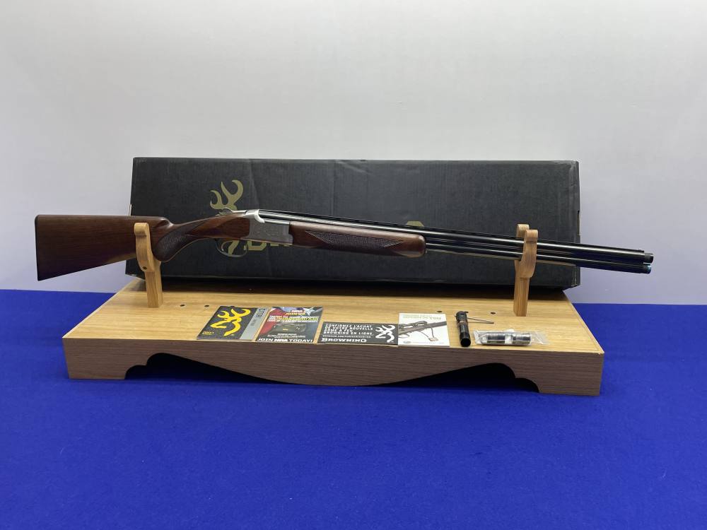 Browning Citori White Lightning 20 GA 28" Blue*ELEGANT ENGRAVED OVER/UNDER*-img-52
