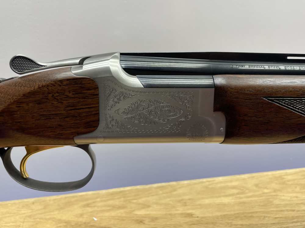 Browning Citori White Lightning 20 GA 28" Blue*ELEGANT ENGRAVED OVER/UNDER*-img-9