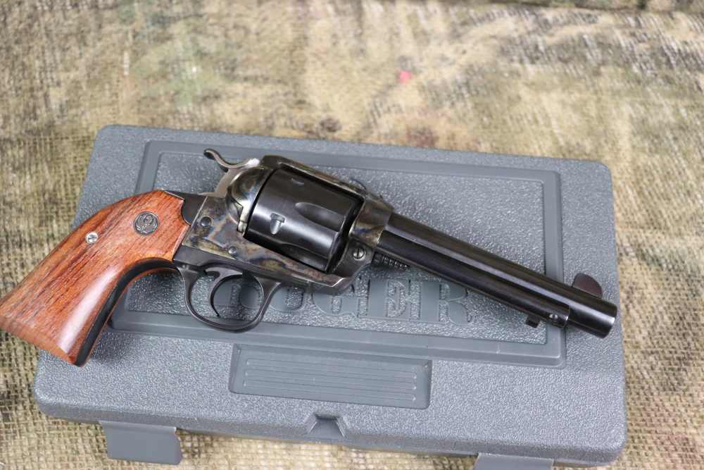 Original Ruger Vaquero Bisley 45 Colt 5.5" 2001 LNIB consecutive penny -img-5