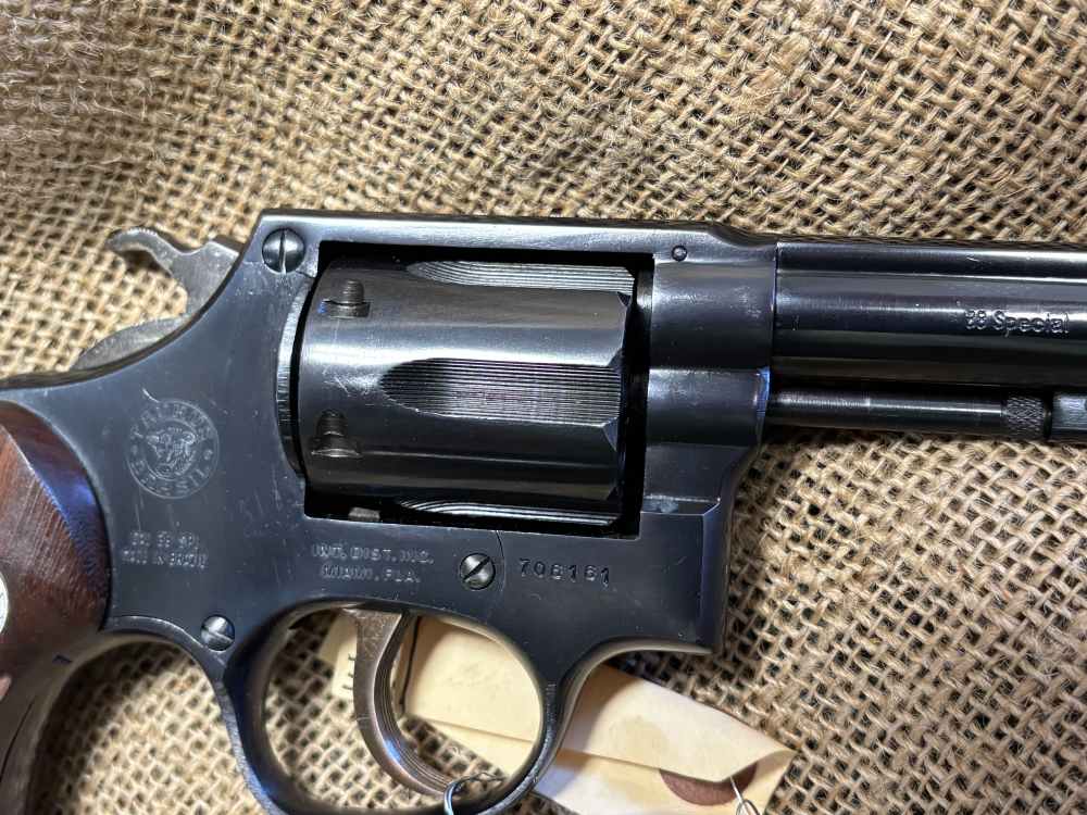 Vintage Taurus 82 4" .38 SPL, Unfired?-img-2