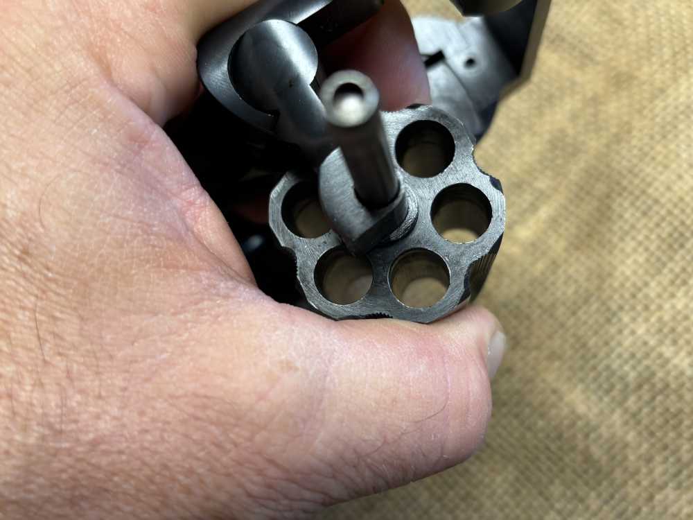 Vintage Taurus 82 4" .38 SPL, Unfired?-img-4