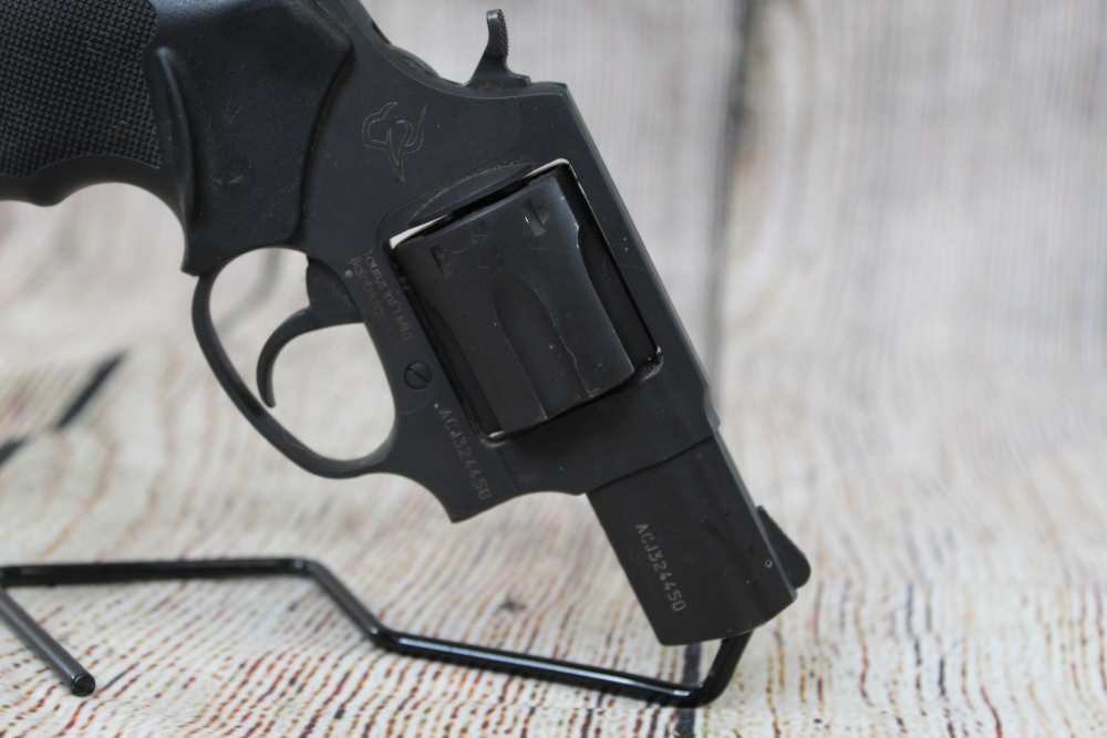 Taurus 856 .38 SPL-img-13