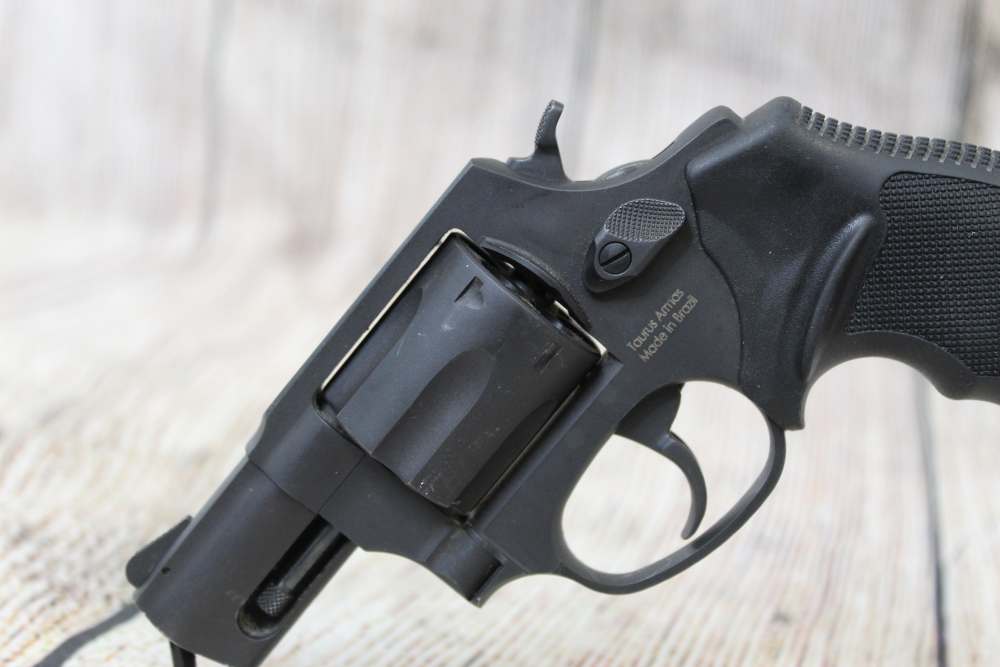 Taurus 856 .38 SPL-img-8