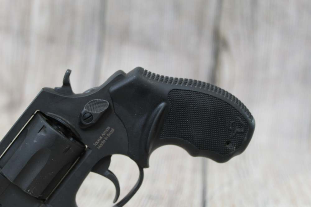 Taurus 856 .38 SPL-img-9