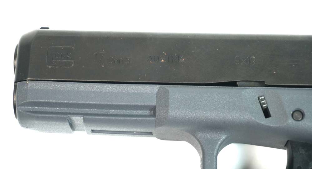 GLOCK 17 GEN5 9MM – DISTRIBUTOR EXCLUSIVE FACTORY GRAY FRAME – NO RESERVE!-img-16