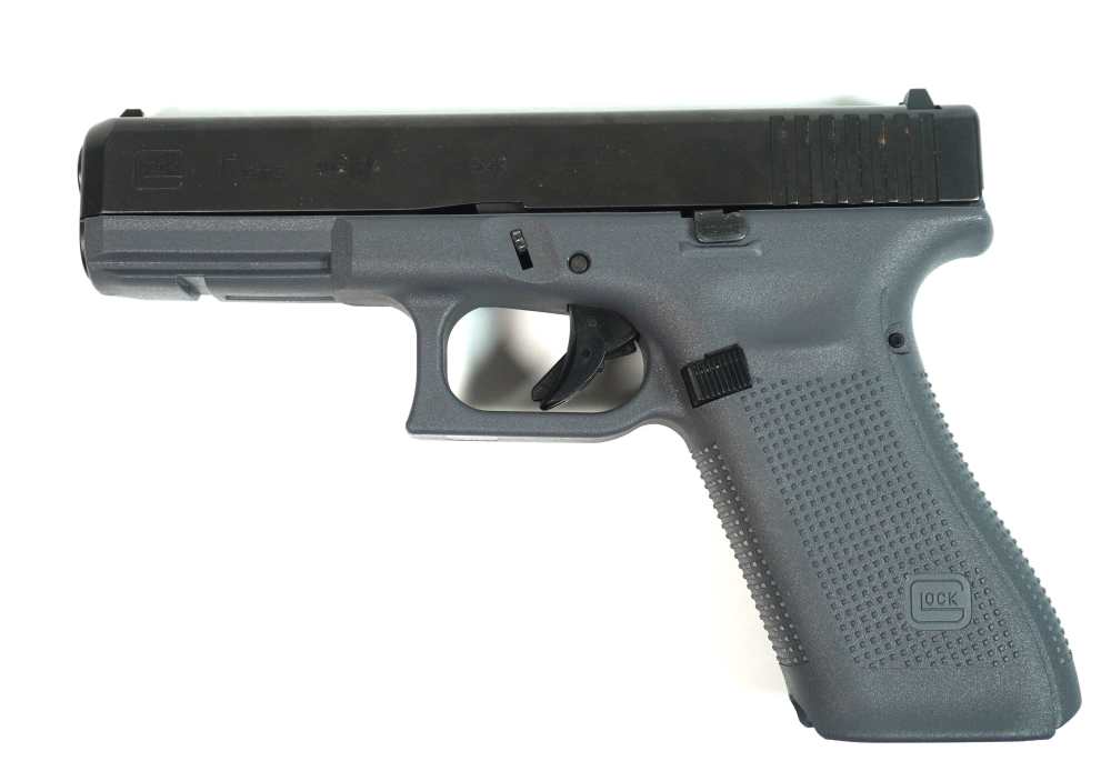 GLOCK 17 GEN5 9MM – DISTRIBUTOR EXCLUSIVE FACTORY GRAY FRAME – NO RESERVE!-img-12
