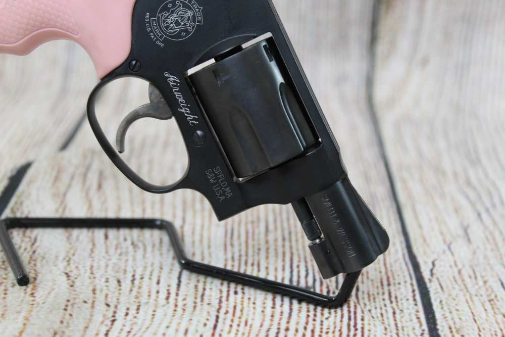 Smith & Wesson 442-2 J-frame w/Pink Grip .38 Spl+P-img-12