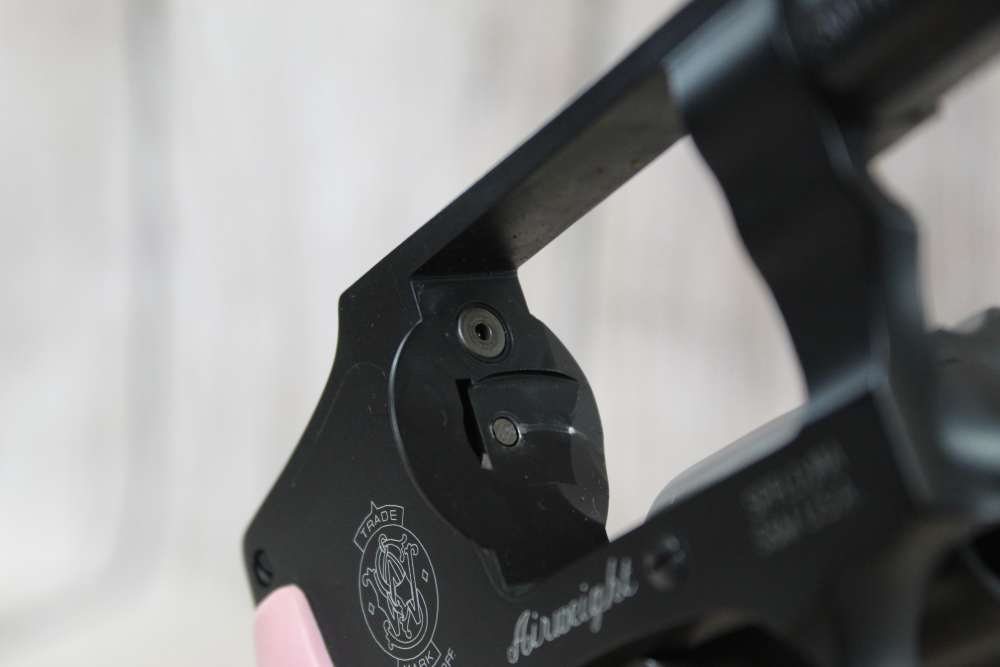 Smith & Wesson 442-2 J-frame w/Pink Grip .38 Spl+P-img-4