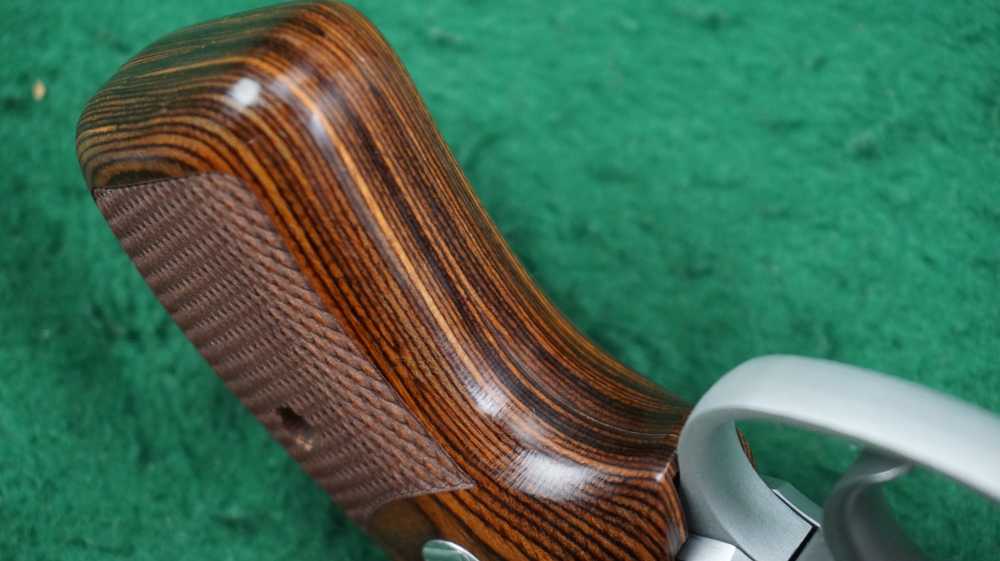 Charter Arms Bulldog Bobbed Hammer 44 44spl 2.5" Matte Stainless 1¢ Start-img-19