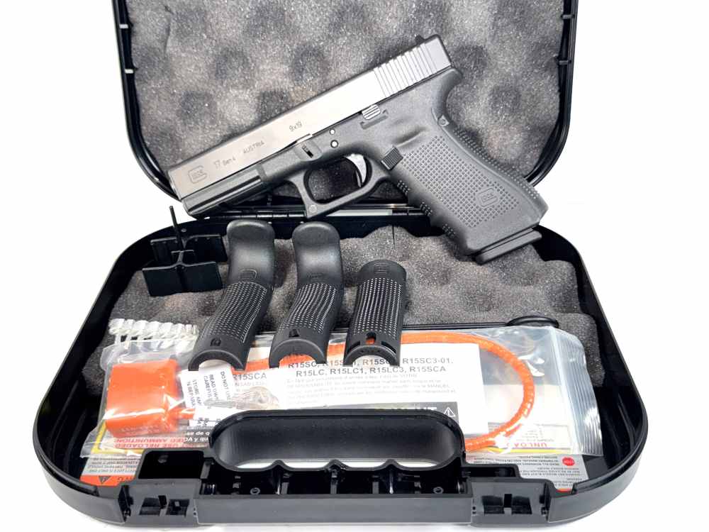 GLOCK 17 GEN4 9MM PISTOL – BACKSTRAPS • BOX • NO RESERVE!-img-1
