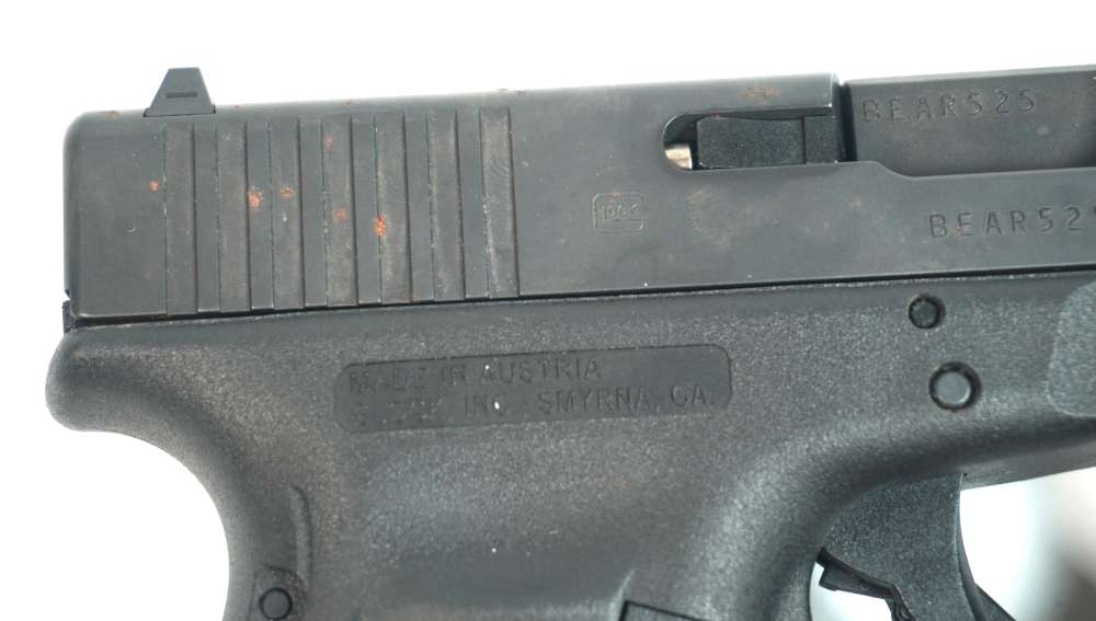 GLOCK 17 GEN4 9MM PISTOL – BACKSTRAPS • BOX • NO RESERVE!-img-11