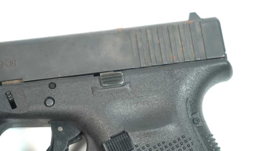 GLOCK 17 GEN4 9MM PISTOL – BACKSTRAPS • BOX • NO RESERVE!-img-13