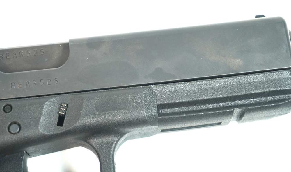GLOCK 17 GEN4 9MM PISTOL – BACKSTRAPS • BOX • NO RESERVE!-img-12