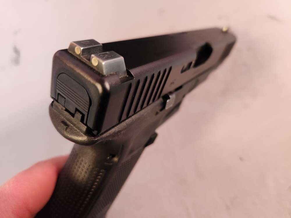 *POLICE TRADE IN* GLOCK 22 GEN5 40S&W USED! PENNY ACUTION!-img-4