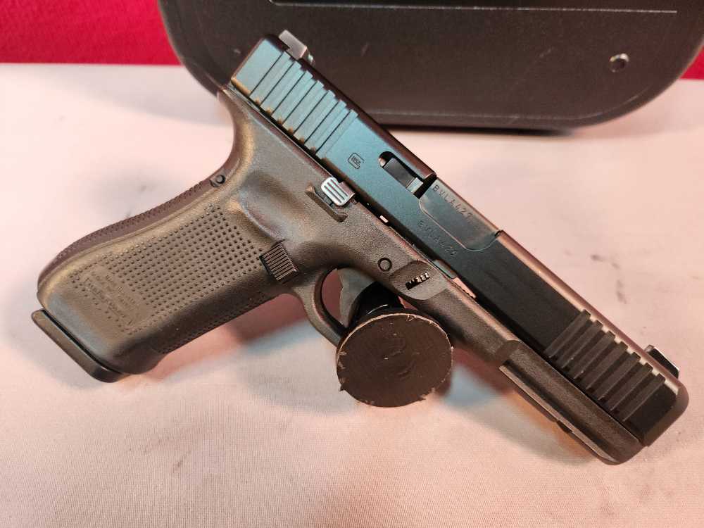*POLICE TRADE IN* GLOCK 22 GEN5 40S&W USED! PENNY ACUTION!-img-5
