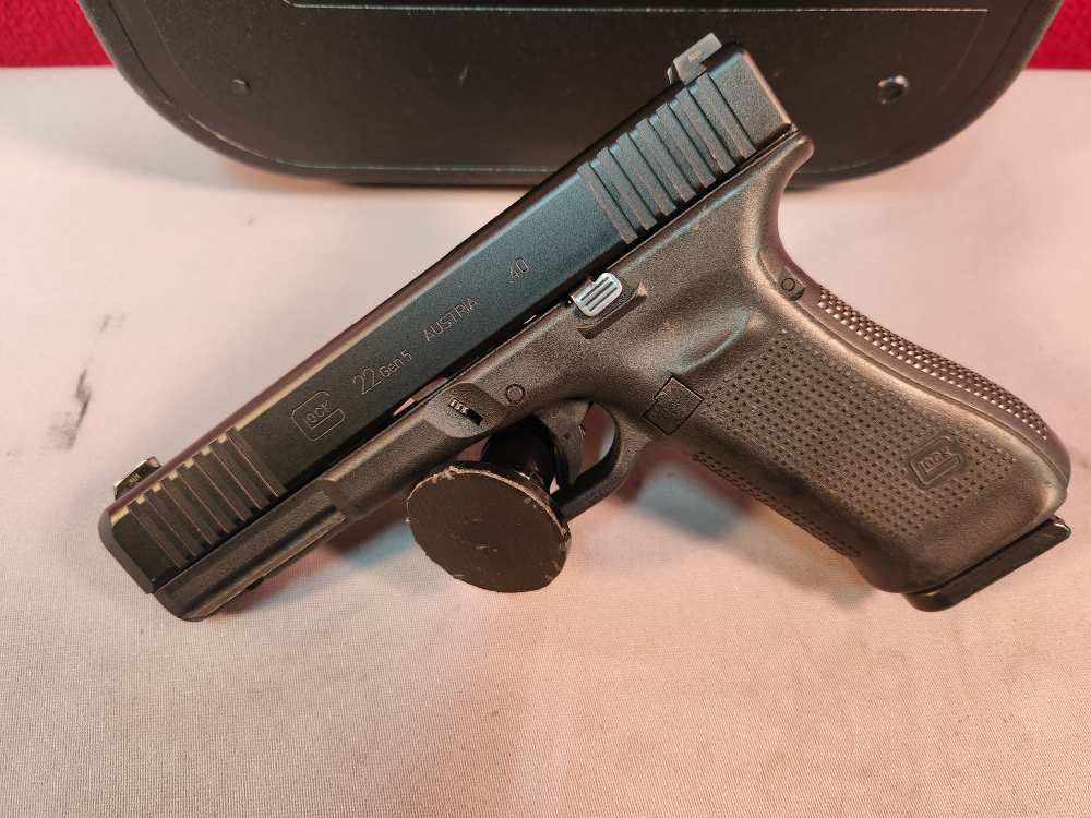 *POLICE TRADE IN* GLOCK 22 GEN5 40S&W USED! PENNY ACUTION!-img-0