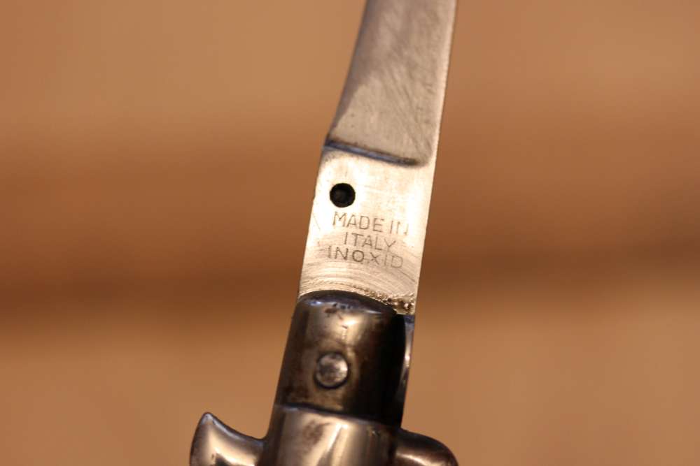 Old Italy automatic knife – white-img-2