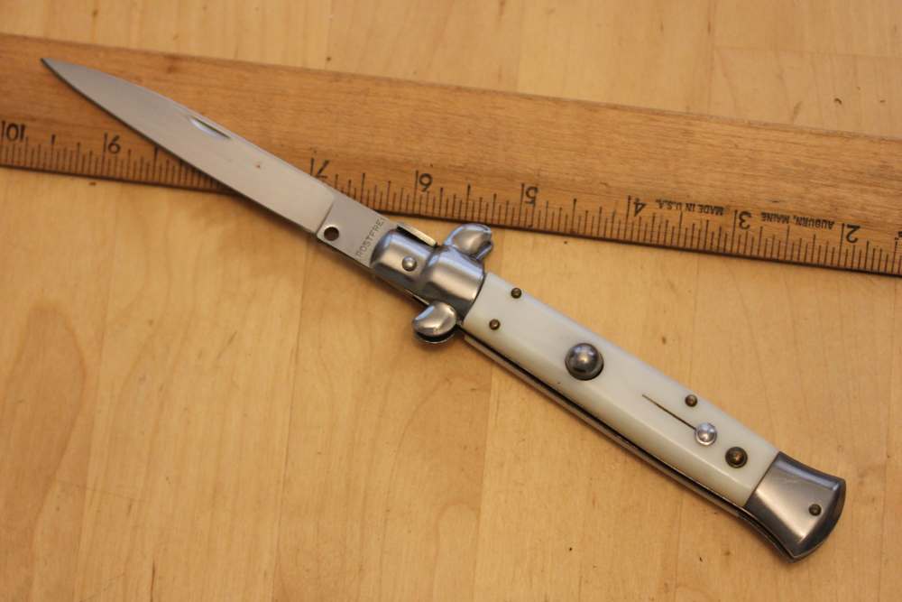 Rostfrei automatic knife – white-img-0