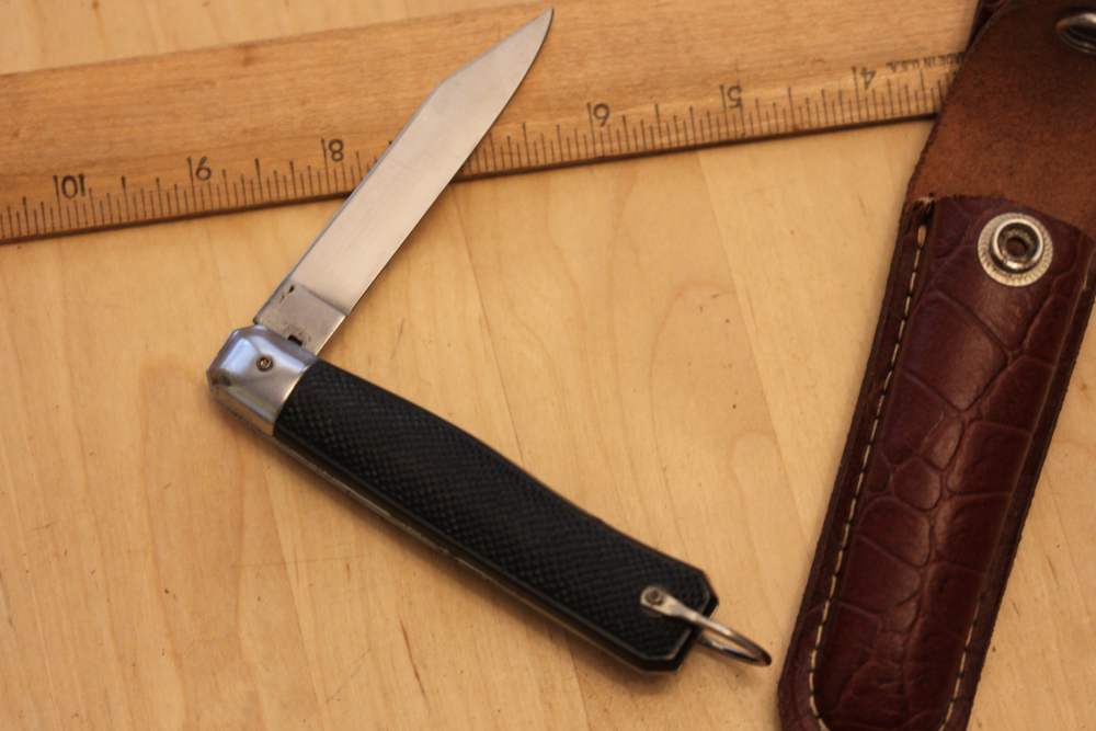 Old Taiwan automatic knife-img-3