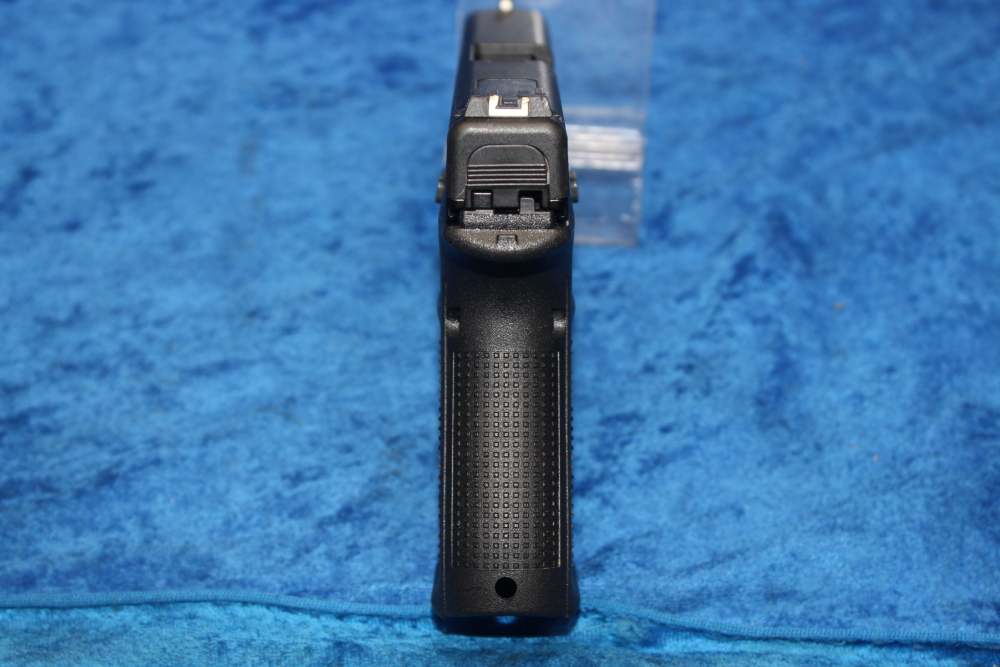Glock 44 .22lr Semi-Automatic Pistol 4" Barrel with Magazine, Hard Case-img-15