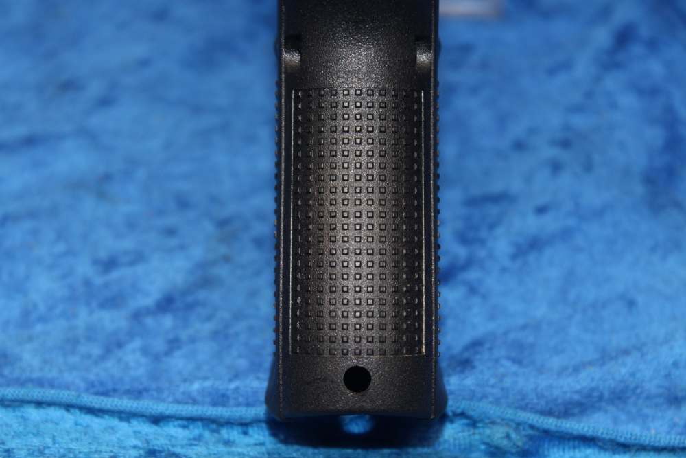 Glock 44 .22lr Semi-Automatic Pistol 4" Barrel with Magazine, Hard Case-img-17