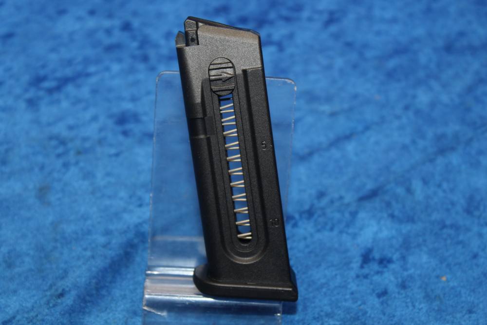 Glock 44 .22lr Semi-Automatic Pistol 4" Barrel with Magazine, Hard Case-img-31