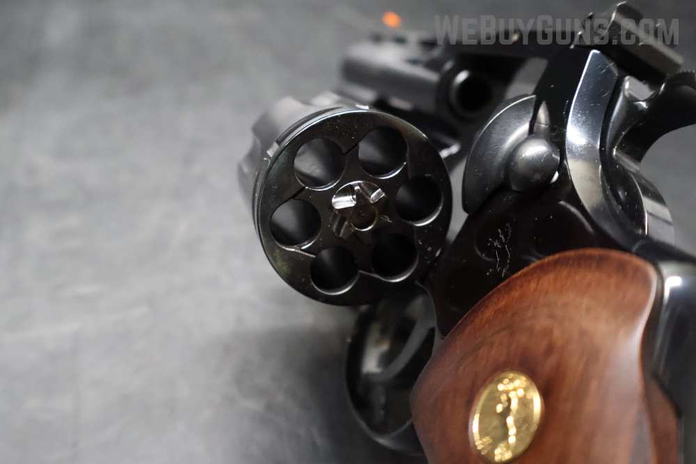 Colt Python Revolver .357 Magnum-img-13