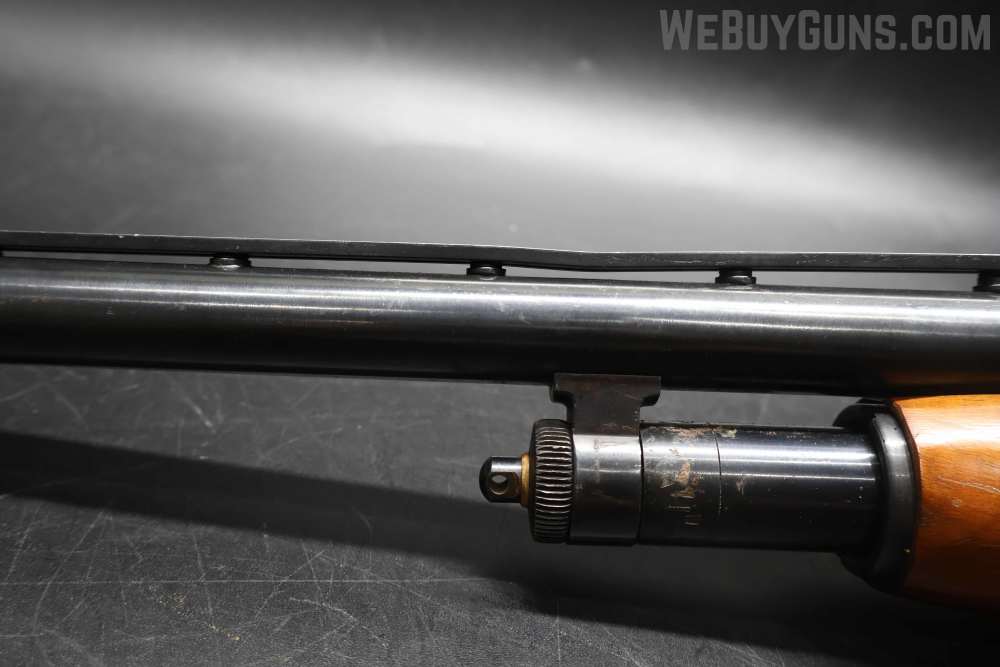 Western Field M550ABR Pump Action Shotgun 12 Gauge-img-11