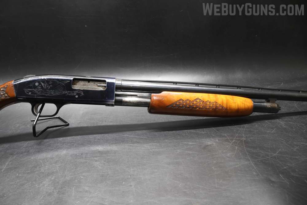 Western Field M550ABR Pump Action Shotgun 12 Gauge-img-0